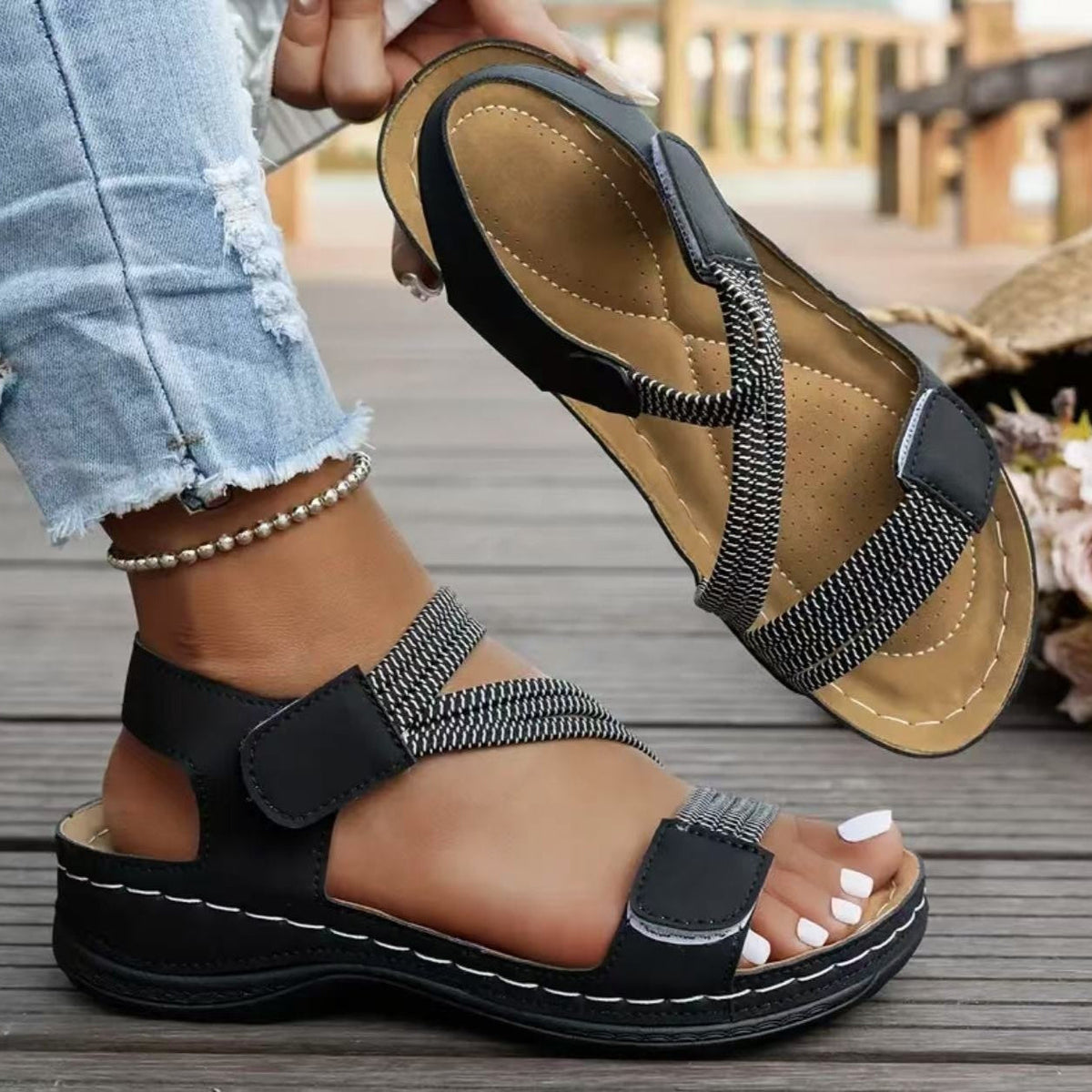 Leila- Lightweight Orthopedic Sandals