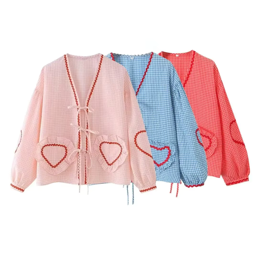 Remi Chic Heart Blouse